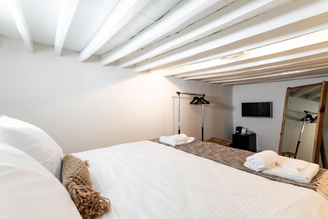 Guru Accommodations Mykonos Town Exteriör bild